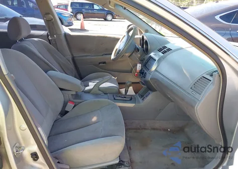 2004 Nissan Altima 2.5 S из США, поврежденный, VIN 1N4AL11D54C170738